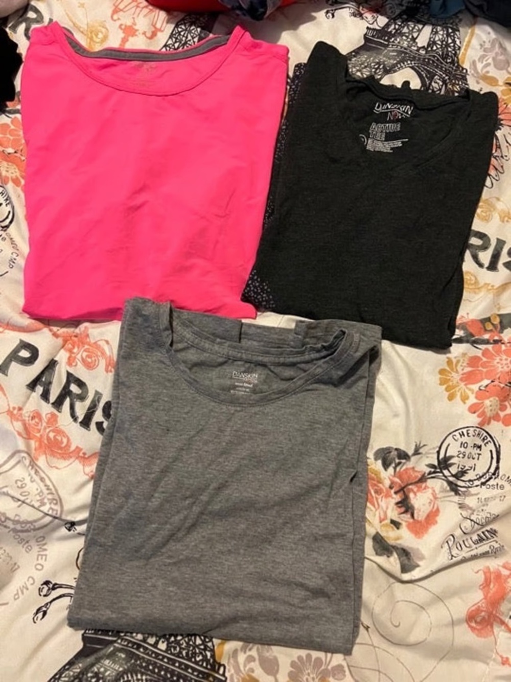 SIZE LARGE WOMEN'S DANSKINS LOT OF 3 TOPS IN GOOD CONDITION LOT1225
